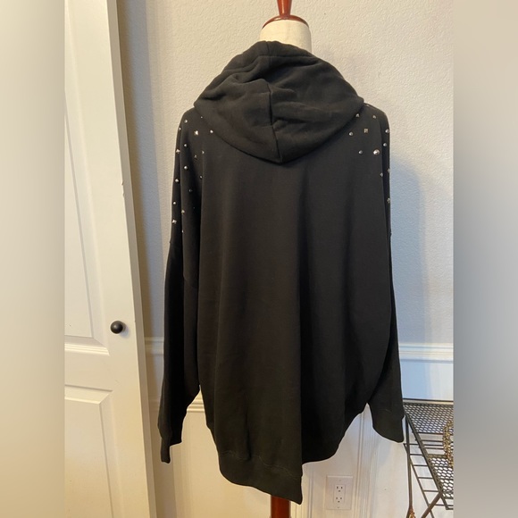 Torrid Unamused Relaxed Fit Cozy Fleece Studded Hoodie size 2 2x NWT - Picture 6 of 10